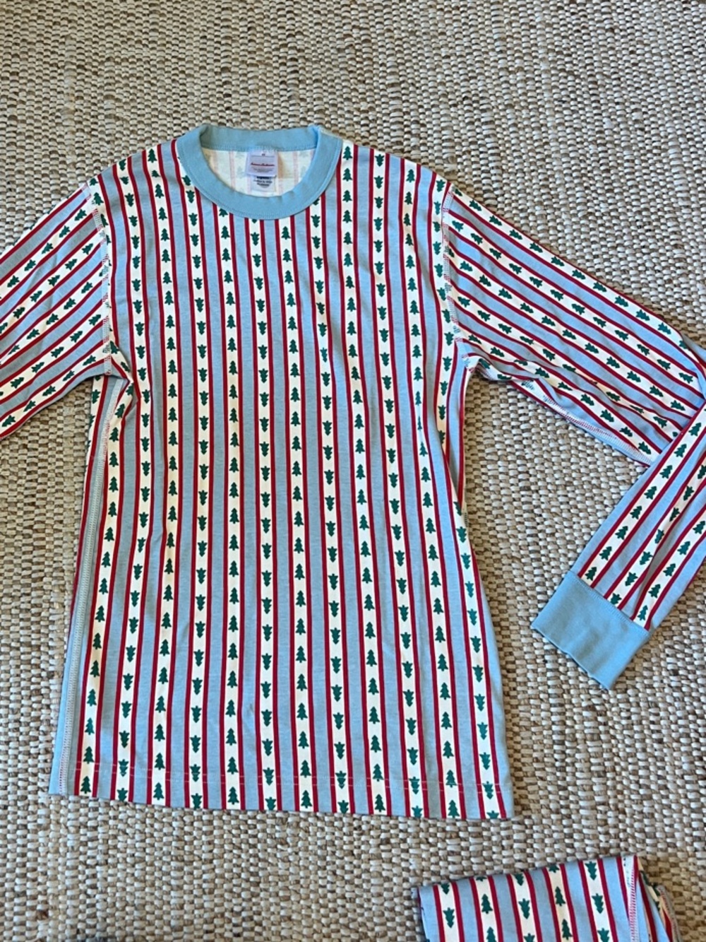 Hanna Andersson Women’s XS Organic Cotton long-sleeve Christmas Tree pajamas - Picture 2 of 2